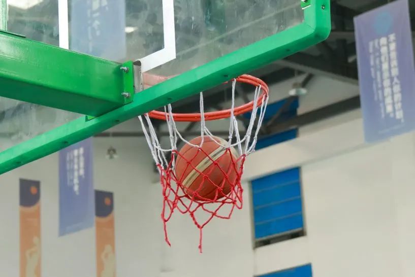 校園籃球賽︱“籃”不住的青春，“籃”不住的精彩